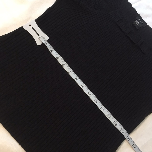 RQT Black Knit Top Medium - Picture 5 of 7